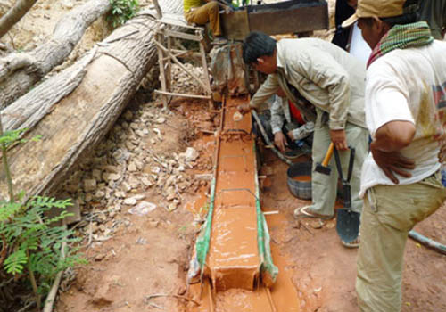 老撾、柬埔寨礦區(qū) 土設(shè)備